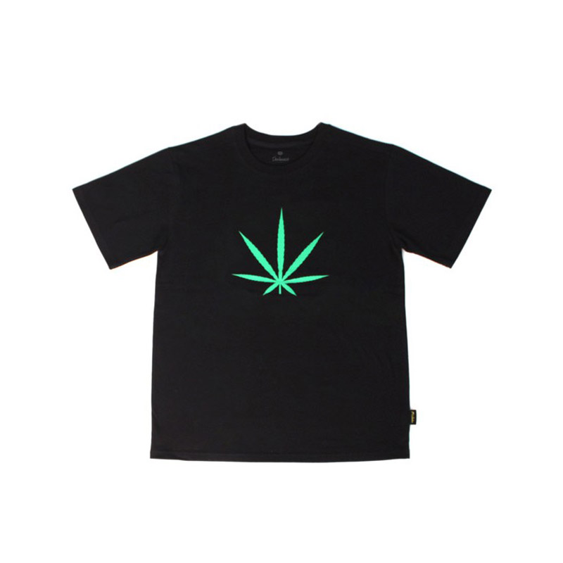 M17102 M. T-shirt. Big Weed Black